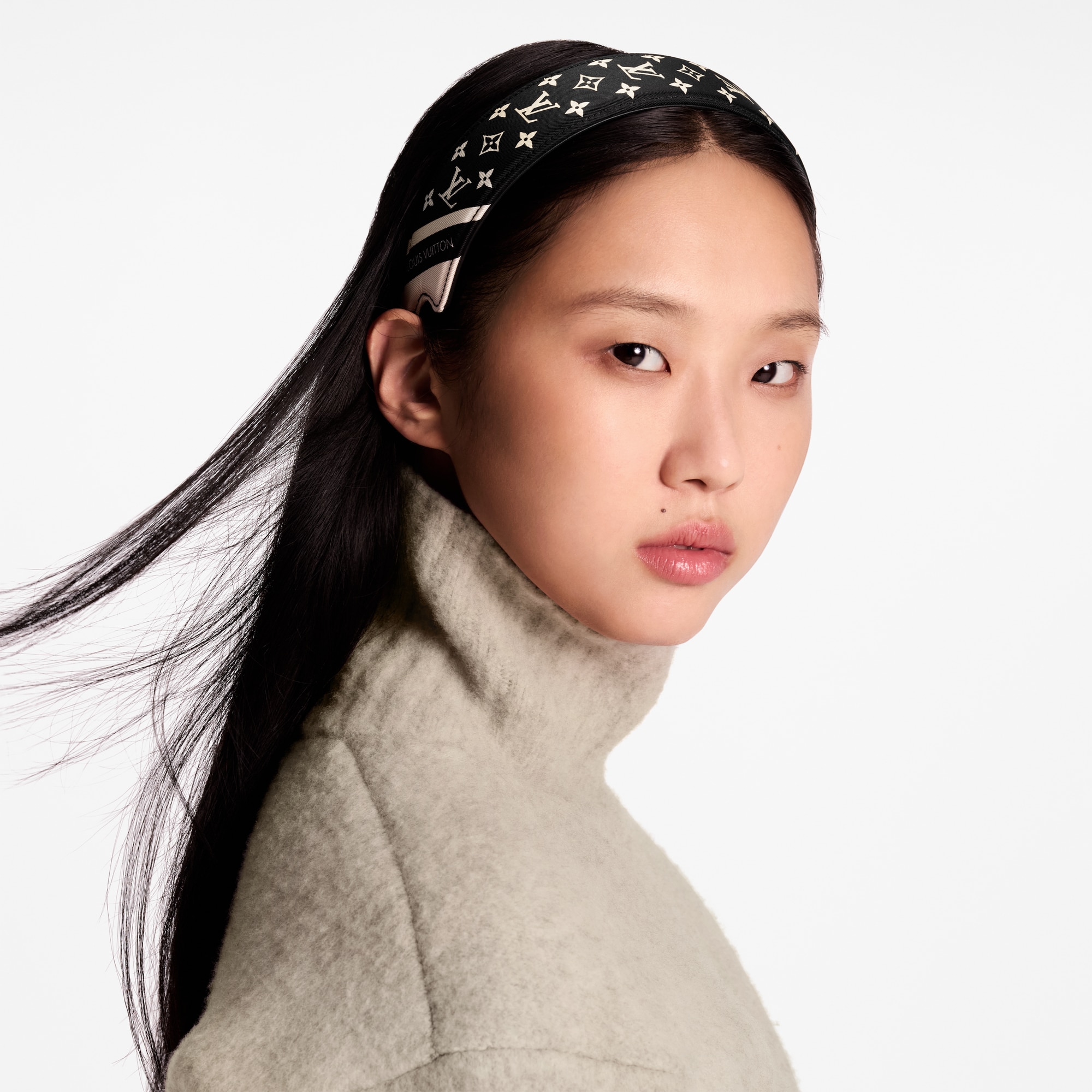 LV Outline Silk Headband S00 - Accessories | LOUIS VUITTON